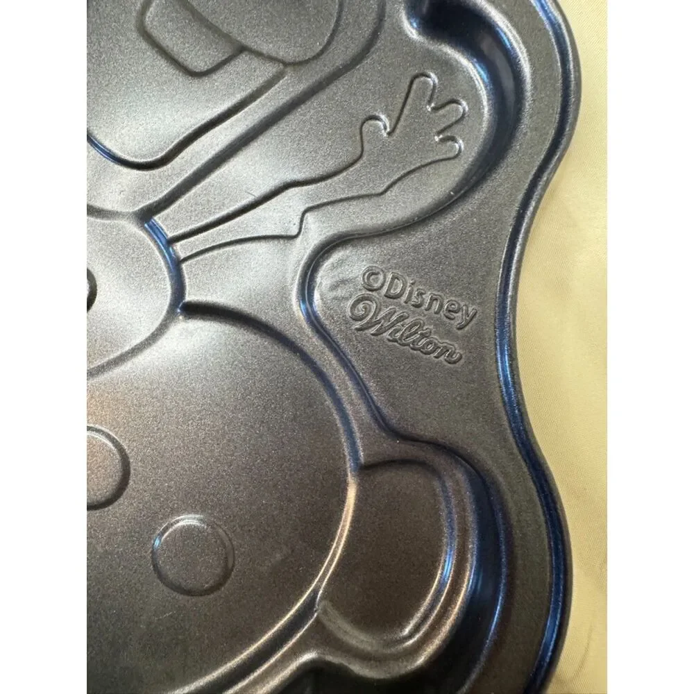 OLAF Frozen Disney Wilton Non Stick Cookie Pan Mold 12.5 x 7